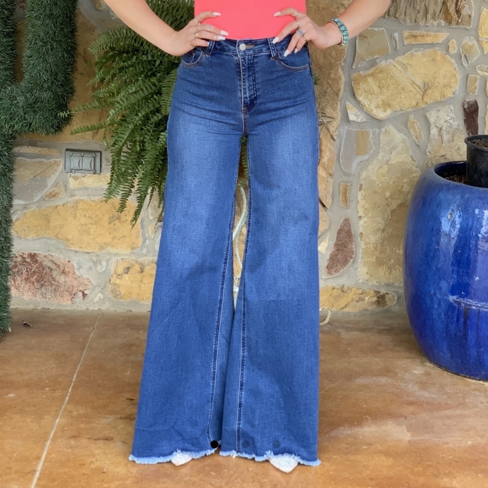 New wide leg super flare jeans